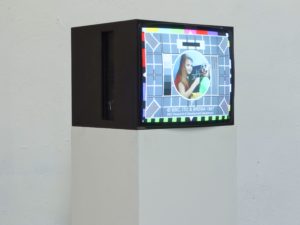 CRT 28 inch Hantarex video cube monitor wall