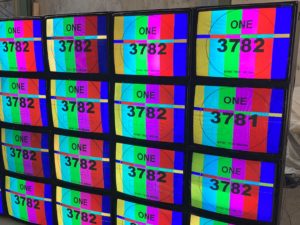Brightsign test CRT 4x4 video wall